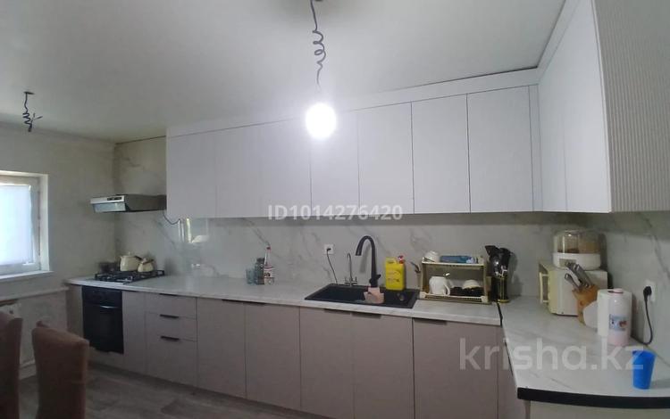 Жеке үй · 4 бөлме · 180 м² · 10 жүзд., Рахат2-15 коше 93, бағасы: 17.5 млн ₸ в Жанаозен — фото 2