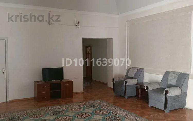 Жеке үй · 9 бөлме · 350 м², Талканбаева 112 — Vista Баня Гостиница, бағасы: 3 000 ₸ в Туркестане — фото 2
