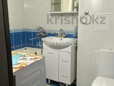 2-бөлмелі пәтер · 48.5 м² · 4/5 қабат, Михаэлиса 3, бағасы: 18.5 млн ₸ в Усть-Каменогорске, Ульбинский
