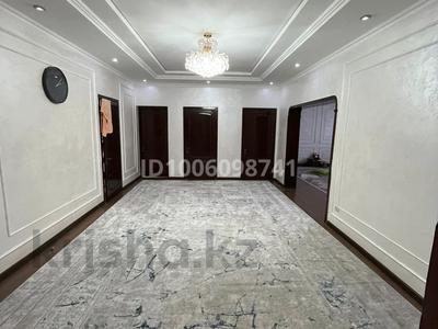 Отдельный дом · 8 комнат · 327 м² · 10 сот., Переулок Абая 2 — Жангозина за 85 млн ₸ в Каскелене