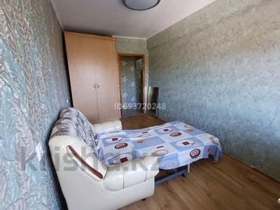 2-комнатная квартира, 48 м², 5/5 этаж помесячно, Бурова 12 за 170 000 〒 в Усть-Каменогорске