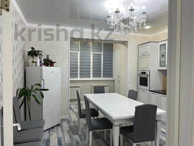 2-комнатная квартира, 84 м², 2/5 этаж, мирзояна 1/8 за 29 млн 〒 в Уральске