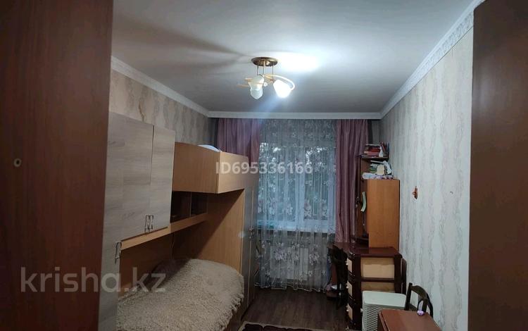 2-бөлмелі пәтер · 44.8 м² · 3/5 қабат, Пришахтинск, 23-й микрорайон 31 — Школа , супер маркет Ёжик, детская поликлиника, бағасы: 12 млн ₸ в Караганде, Алихана Бокейханова р-н — фото 2