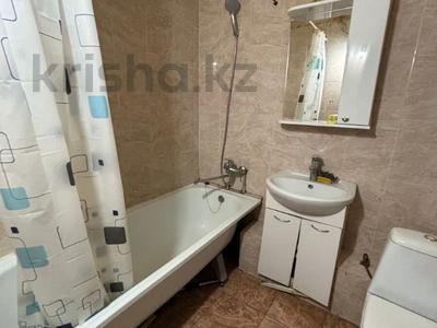 2-бөлмелі пәтер · 50 м² · 1/5 қабат, мкр Аксай-3Б, бағасы: 32 млн ₸ в Алматы, Ауэзовский р-н