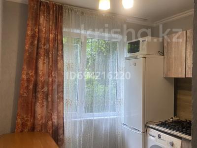 2-комнатная квартира, 46 м², 1/4 этаж помесячно, мкр №1 56 за 200 000 〒 в Алматы, Ауэзовский р-н