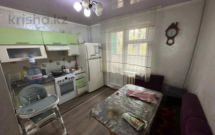 3-комнатная квартира, 72 м², 2/5 этаж, жулдыз за 18.3 млн 〒 в Талдыкоргане, мкр военный городок Жулдыз — фото 3