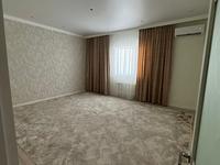 2-бөлмелі пәтер · 82 м² · 4/5 қабат, 34-й мкр 14, бағасы: 25.5 млн 〒 в Актау