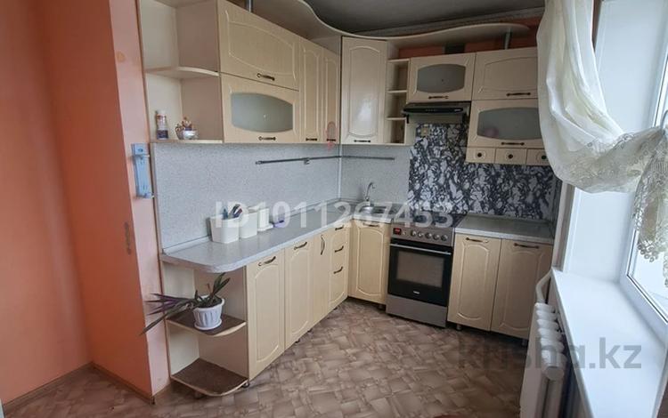 3-комнатная квартира · 60 м² · 3/5 этаж, Камзина 37 за 12 млн ₸ в Аксу — фото 2