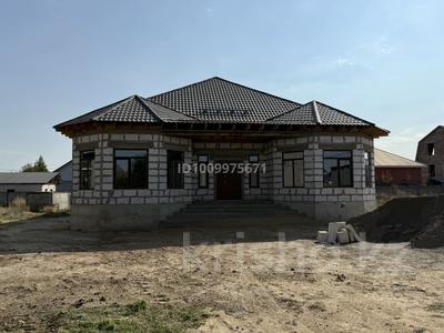Отдельный дом · 5 комнат · 250 м² · 8 сот., Хан тәңірі 38 за 33 млн ₸ в Боралдае (Бурундай), мкр Водник-3