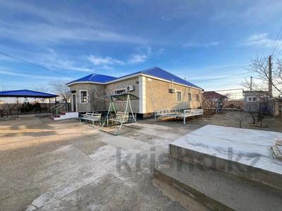 Отдельный дом • 5 комнат • 240 м² • 11 сот., Түркістан 5/1 за 32 млн 〒 в Кызылтобе