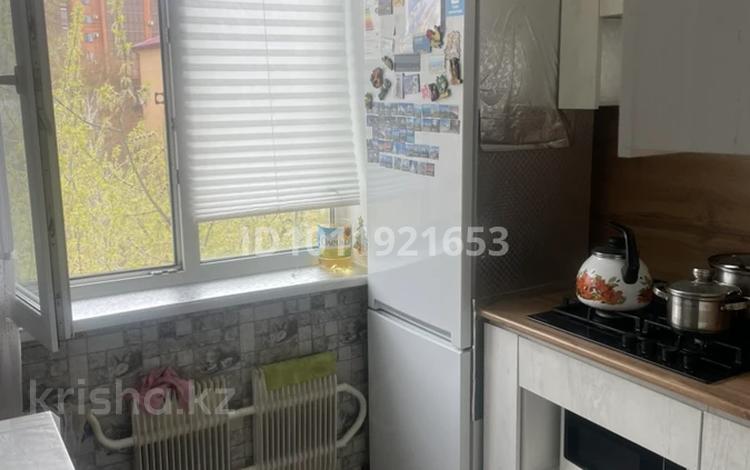 4-бөлмелі пәтер · 62 м² · 5/5 қабат, ул. М. Жумабаева 290, бағасы: 19.5 млн ₸ в Петропавловске — фото 2