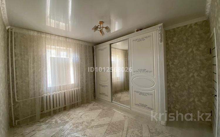 2-бөлмелі пәтер · 52 м² · 1/4 қабат, Көктем 51 — 4 мкр 51 дом 58 үй 1 этаж, бағасы: 16 млн ₸ в Жанаозен — фото 2