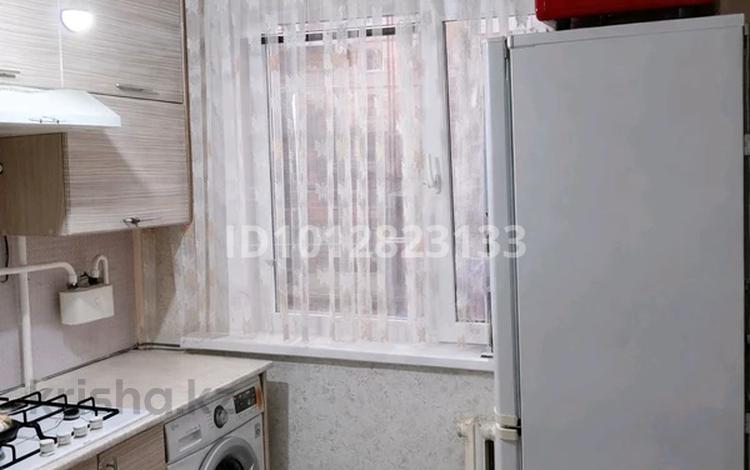 2-бөлмелі пәтер · 46 м² · 2/5 қабат, 6 мкр-н, бағасы: 4.5 млн ₸ в Житикаре — фото 2