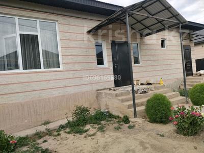 Отдельный дом · 4 комнаты · 140 м² · 4 сот., АКХ Ленинский за 33 млн 〒 в Каскелене