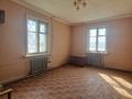 3-комнатная квартира, 68 м², 1/2 этаж, Рыскулова за 6.8 млн 〒 в Семее — фото 2