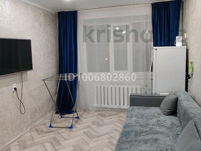 1-комнатная квартира · 47 м² · 2/5 этаж, Жамакаева 219 — 20 ..35..40..квартал . онкологическая и эйкос за 1 500 〒 в Семее