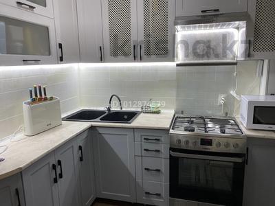 2-бөлмелі пәтер · 42 м² · 1/4 қабат, Колбасшы Койгельды 182 — Койгельды-Толе би, бағасы: 16.5 млн ₸ в Таразе