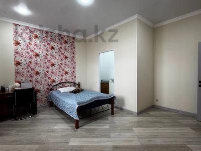 5-комнатная квартира · 180 м² · 7/9 этаж, Тауелсиздик за 55 млн ₸ в Актобе