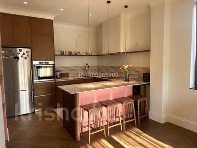 Продажа квартир в Алматы: 3-комнатная квартира · 135 м² · 2/3 этаж, мкр Аскартау, Ушкемпирова за 215 млн 〒 3-комнатная квартира · 135 м² · 2/3 этаж, мкр Аскартау, Ушкемпирова за 215 млн 〒 в Алматы, Медеуский р-н
