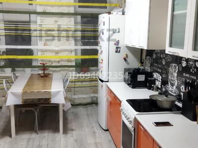 3-комнатная квартира · 63.5 м² · 2/2 этаж, Ульяновская 94-11 за 11.5 млн 〒 в Усть-Каменогорске, Ульбинский