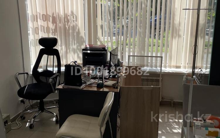 Медцентры и аптеки · 120 м² за 600 000 ₸ в Уральске — фото 2