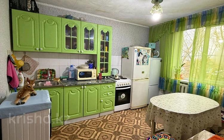 1-комнатная квартира · 37 м² · 4/5 этаж, Бажова 501 за 8.6 млн 〒 в Усть-Каменогорске — фото 2