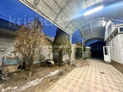 3-комнатная квартира · 150 м² · 1 этаж, мкр Бектобе, Мкр Бектобе ул кулжабай 1 — Находится в заде ресторан султан за 70 000 〒 в Таразе