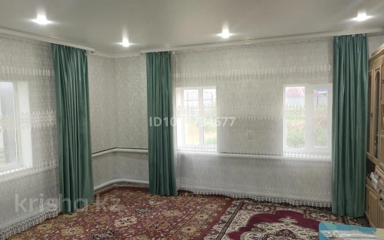 Отдельный дом · 4 комнаты · 120 м² · 10 сот., Конева 1 за 400 000 ₸ в Хромтау — фото 2