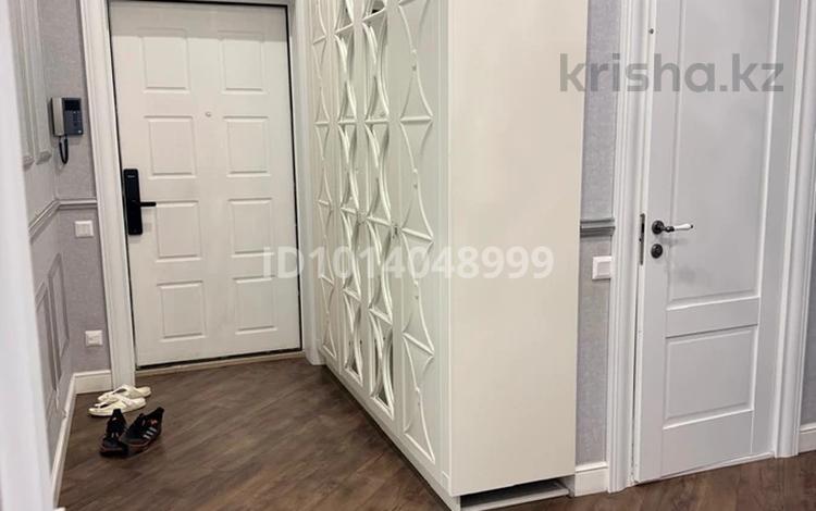 3-бөлмелі пәтер · 94.7 м² · 8/10 қабат, Абикен Бектуров 3 5, бағасы: 72 млн ₸ в Астане, Есильский р-н — фото 3