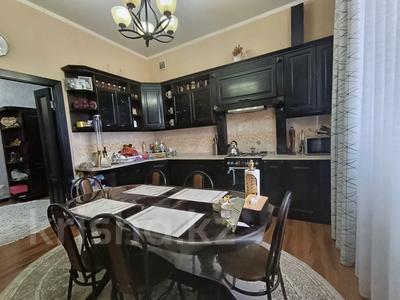 Жеке үй · 4 бөлме · 450 м² · 7 жүзд., Гольдаде 44, бағасы: 78 млн ₸ в Костанае