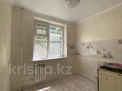 2-комнатная квартира · 45 м² · 1/5 этаж, мкр Самал 13 за 13.5 млн ₸ в Таразе
