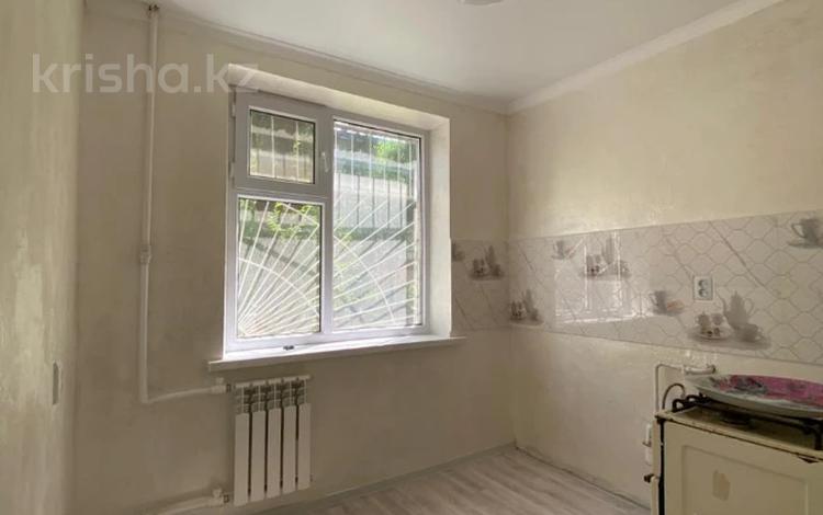 2-комнатная квартира · 45 м² · 1/5 этаж, мкр Самал 13 за 13.5 млн ₸ в Таразе — фото 2
