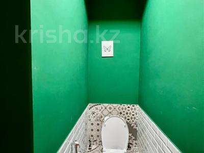 5-комнатная квартира · 450 м² · 8/9 этаж, мкр Керемет 7к39 за 140 млн ₸ в Алматы, Бостандыкский р-н