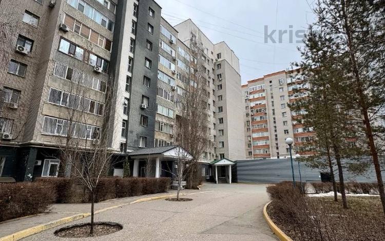 3-комнатная квартира · 64 м² · 8/9 этаж, мкр 12 за 22.6 млн 〒 в Актобе — фото 12
