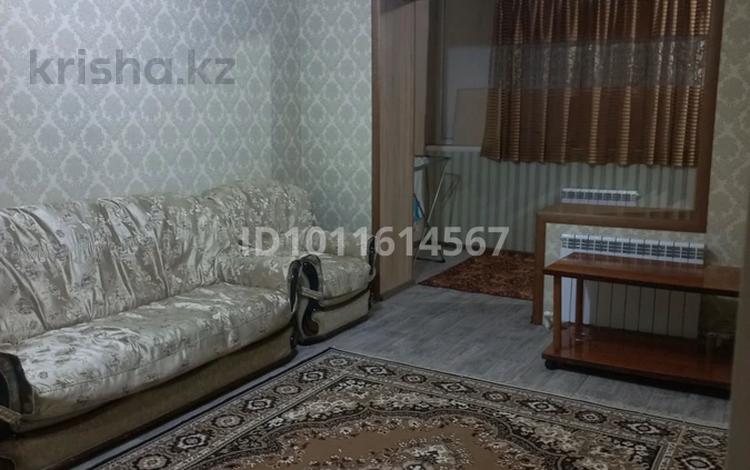 2-бөлмелі пәтер · 60 м² · 2/5 қабат, ул. Генерала Сабыр Рахимова 3, бағасы: 22 млн ₸ в Таразе — фото 2