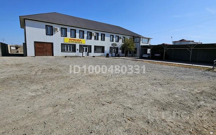 Свободное назначение, склады, азс, автосервисы и автомойки · 60 м² за 180 000 ₸ в Атырау, мкр Привокзальный-1 — фото 2