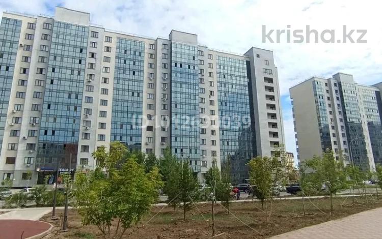 2-комнатная квартира · 69 м² · 10/13 этаж, Максут Нарикбаев 6а — ТД Сарыарка за 290 000 ₸ в Астане, Нура р-н — фото 2