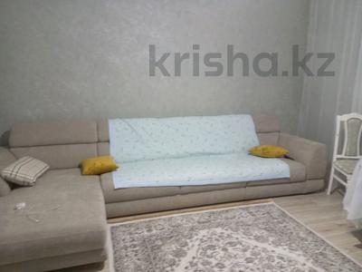 4-комнатная квартира · 100 м² · 1/10 этаж, улица Гапеева 3 за 40 000 ₸ в Караганде, Казыбек би р-н