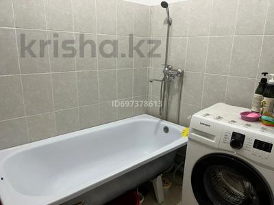 2-комнатная квартира · 56.7 м² · 4/5 этаж, 15 мкр 21 за 20 млн ₸ в Таразе