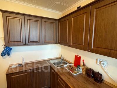1-комнатная квартира · 35 м² · 5/5 этаж, Майкудук, 18й микрорайон — Феллида рядом за ~ 7.9 млн 〒 в Караганде, Алихана Бокейханова р-н