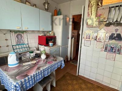2-бөлмелі пәтер · 52 м² · 8/9 қабат, Жаңа қала ш/а., Ержанова 41/2, бағасы: 16 млн ₸ в Караганде, Казыбек би р-н