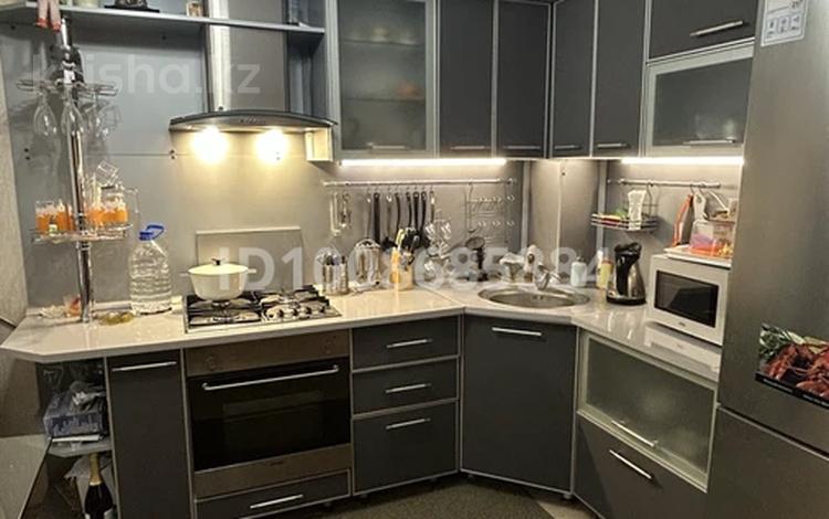 2-бөлмелі пәтер · 54 м² · 4/6 қабат, Мухита 97, бағасы: 25 млн ₸ в Уральске — фото 4