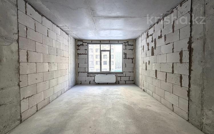 3-комнатная квартира · 100 м² · 2/18 этаж, Достык 8/3 за 75 млн 〒 в Астане, Есильский р-н — фото 2