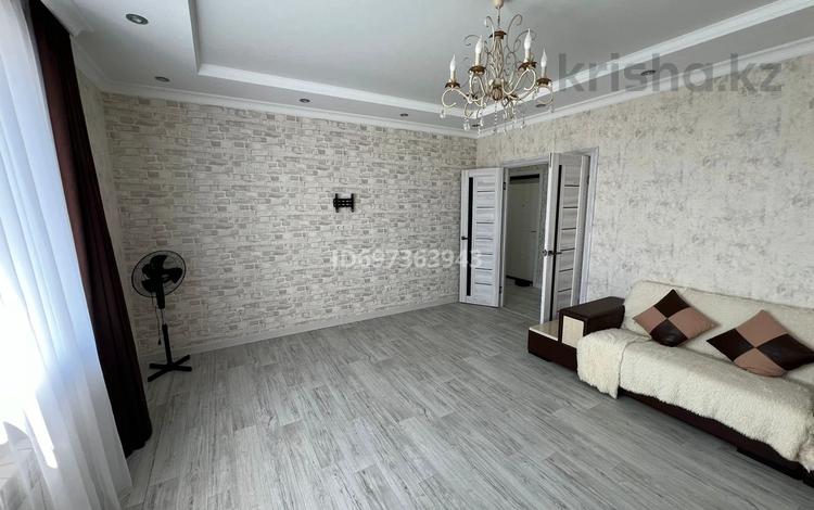 1-комнатная квартира · 50.8 м² · 8/9 этаж, Ружейникова 14 за 18 млн ₸ в Уральске — фото 2
