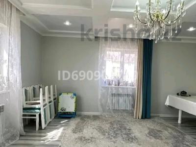 Отдельный дом · 4 комнаты · 118 м² · 5 сот., Бірлік 16/1 — На против 10 го микрорайона за 37.5 млн ₸ в Уральске