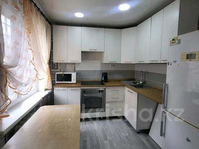 2-бөлмелі пәтер · 45 м² · 3/5 қабат, Кабанбай батыра 136, бағасы: 170 000 ₸ в Усть-Каменогорске