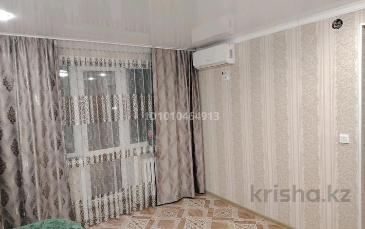 1-бөлмелі пәтер · 32 м² · 3/5 қабат, 410-квартал 2 — 35 мектеп, Виктор дүкенi жанында, бағасы: 13.2 млн ₸ в Семее — фото 2
