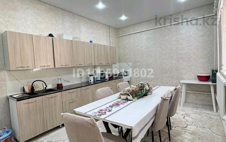 Отдельный дом · 3 комнаты · 154 м² · 5 сот., Сандугаш 87 — 15 школы за 15 млн 〒 в Жанаозен — фото 2