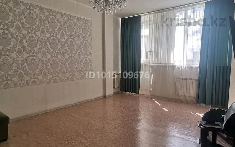 2-комнатная квартира · 88 м² · 5/11 этаж, Есет батыра 108а за 260 000 ₸ в Актобе — фото 2