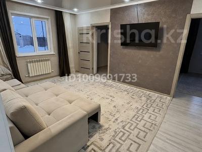 Отдельный дом · 4 комнаты · 120 м² · 10 сот., Богенбай батыр 8 за 25 млн ₸ в Круглоозерном